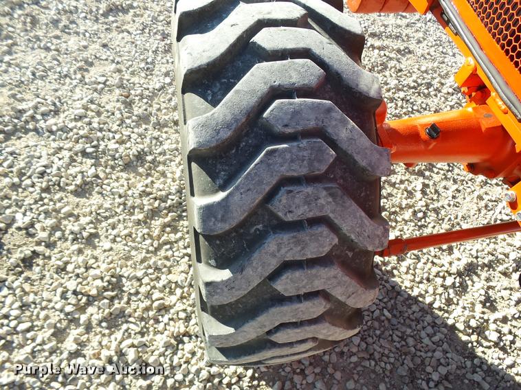 image for item L3289 2010 New Holland Boomer 8N MFWA tractor