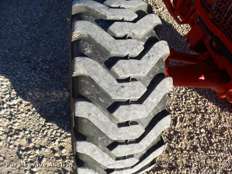 image for item L3289 2010 New Holland Boomer 8N MFWA tractor