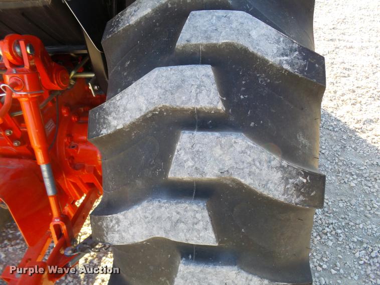 image for item L3289 2010 New Holland Boomer 8N MFWA tractor