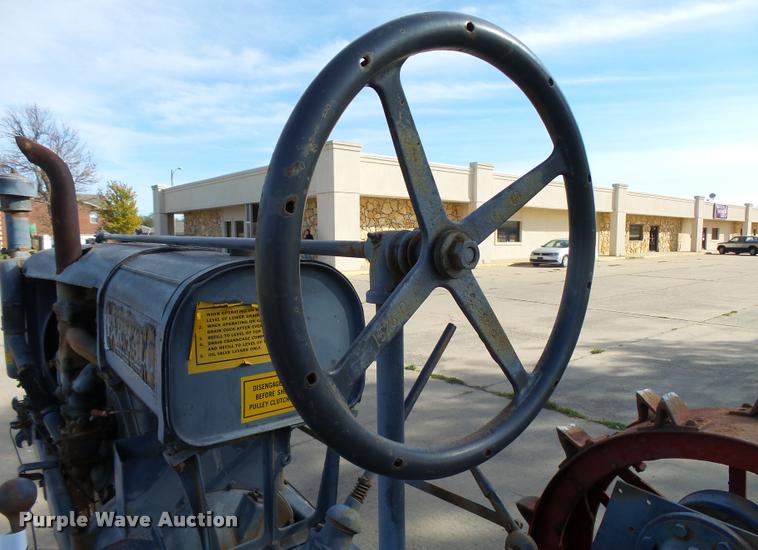 image for item L3372 1927 Farmall Regular tractor