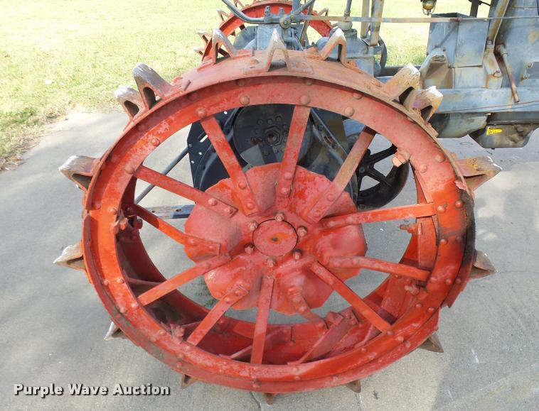 image for item L3372 1927 Farmall Regular tractor