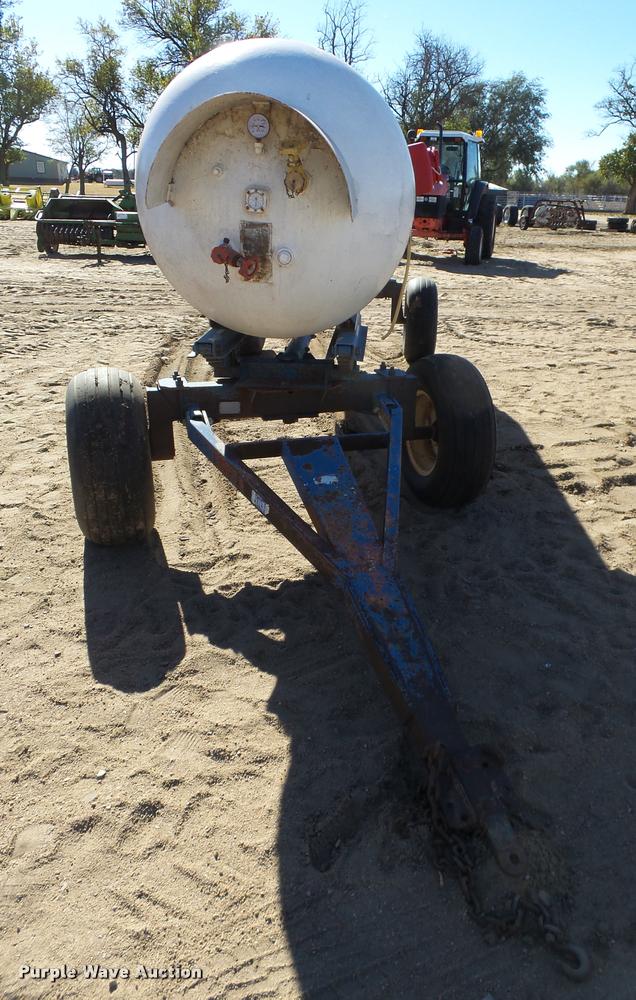 image for item L3491 Anhydrous tank