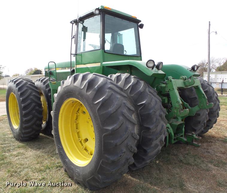 image for item L4101 1982 John Deere 8650 4WD tractor