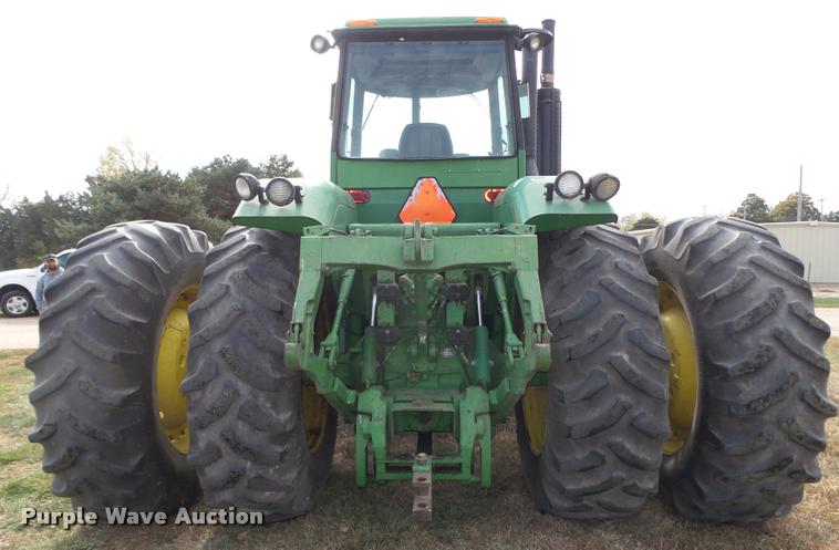 image for item L4101 1982 John Deere 8650 4WD tractor