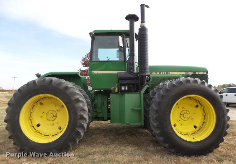 image for item L4101 1982 John Deere 8650 4WD tractor