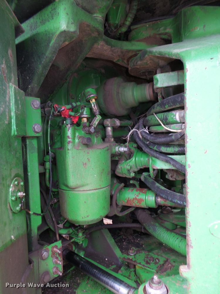 image for item L4101 1982 John Deere 8650 4WD tractor