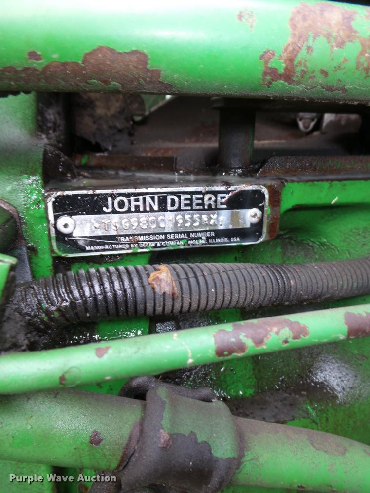image for item L4101 1982 John Deere 8650 4WD tractor