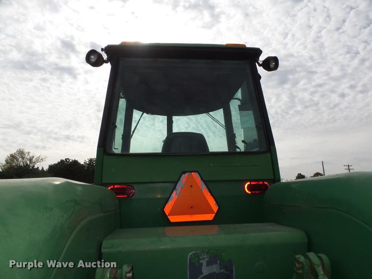 image for item L4101 1982 John Deere 8650 4WD tractor