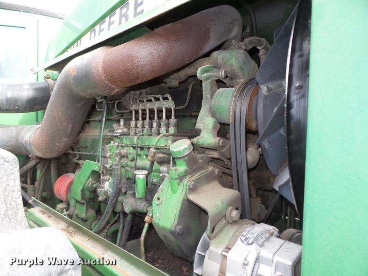 image for item L4101 1982 John Deere 8650 4WD tractor