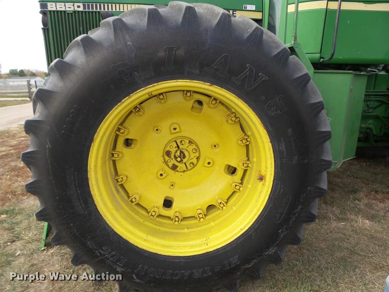 image for item L4101 1982 John Deere 8650 4WD tractor