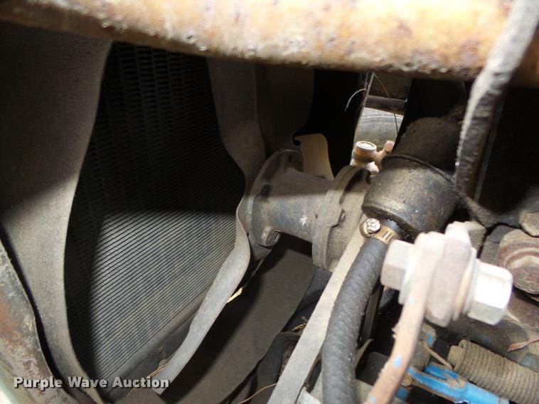 image for item L4105 Ford 4000 utility tractor