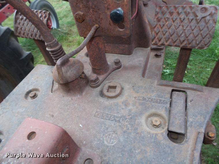 image for item L4107 1943 McCormick-Deering Farmall H WAR tractor