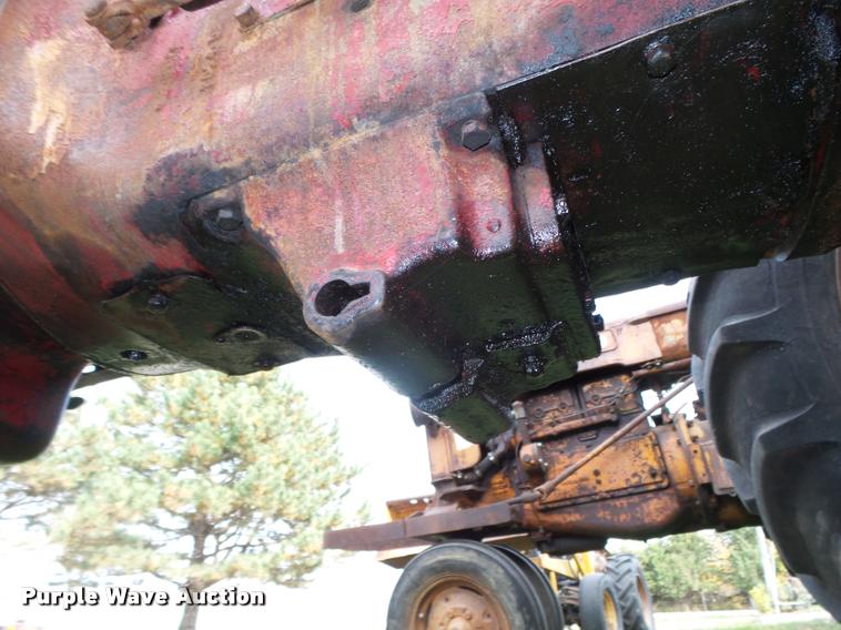 image for item L4107 1943 McCormick-Deering Farmall H WAR tractor