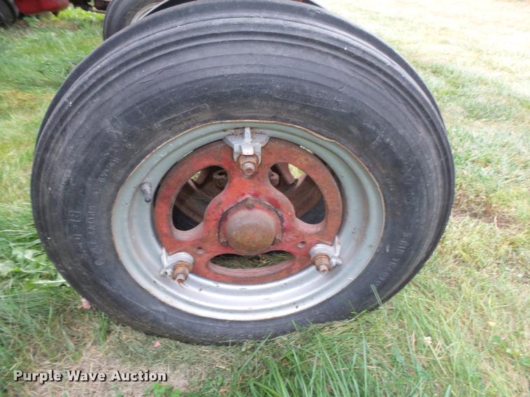 image for item L4107 1943 McCormick-Deering Farmall H WAR tractor