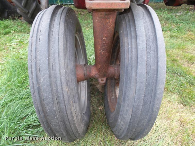 image for item L4107 1943 McCormick-Deering Farmall H WAR tractor