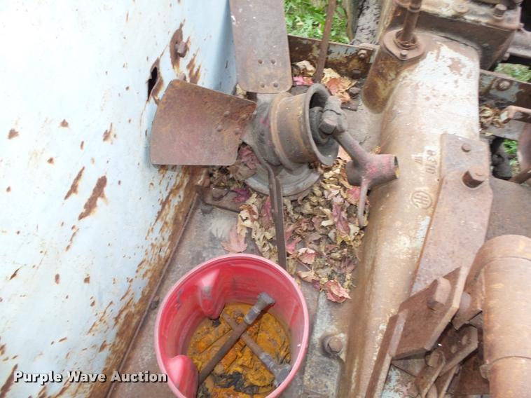 image for item L4109 1928 McCormick-Deering 10-20 tractor