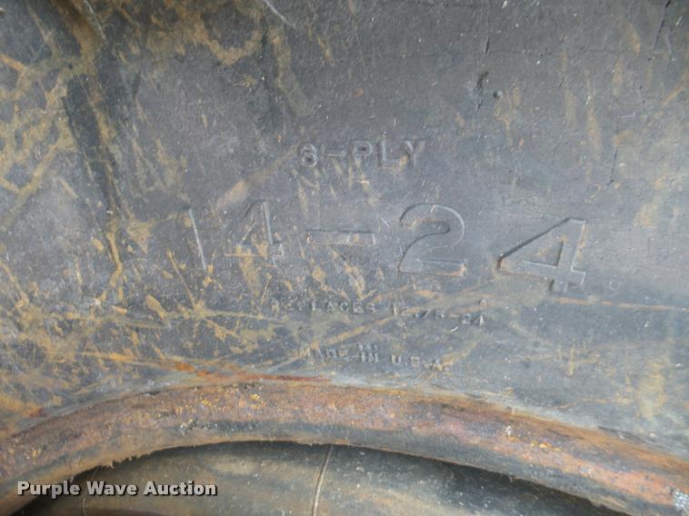 image for item L4109 1928 McCormick-Deering 10-20 tractor