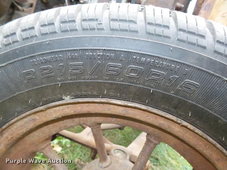 image for item L4109 1928 McCormick-Deering 10-20 tractor