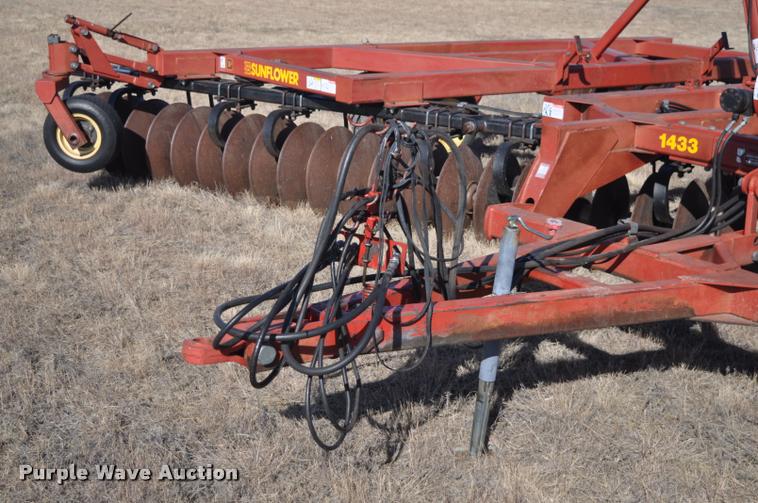 image for item L5003 Sunflower 1433-35 tandem disk