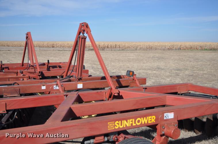 image for item L5003 Sunflower 1433-35 tandem disk