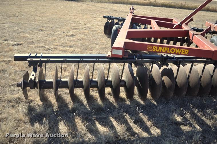 image for item L5003 Sunflower 1433-35 tandem disk