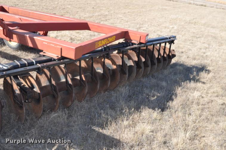 image for item L5003 Sunflower 1433-35 tandem disk