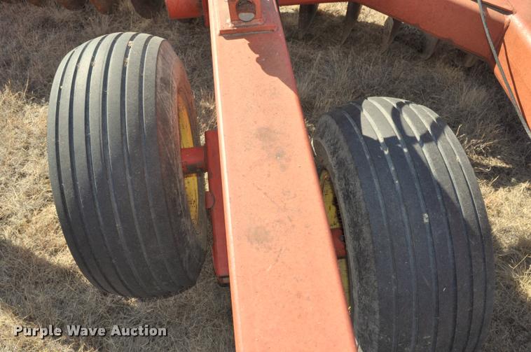 image for item L5003 Sunflower 1433-35 tandem disk