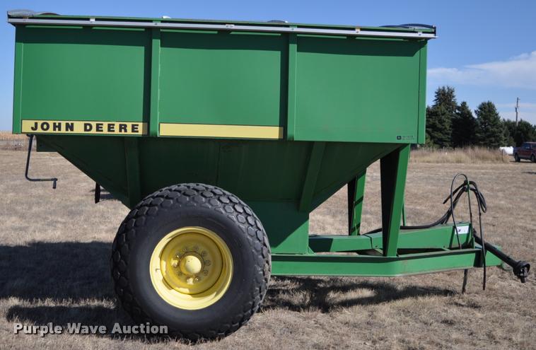 image for item L5007 John Deere 500 grain cart