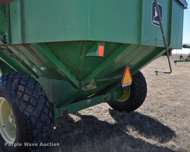 image for item L5007 John Deere 500 grain cart