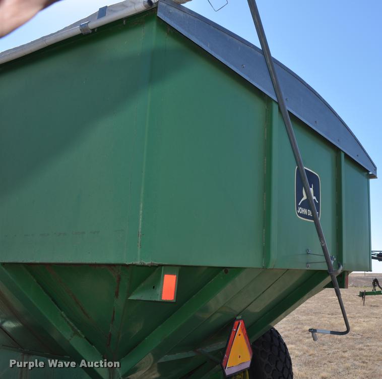 image for item L5007 John Deere 500 grain cart