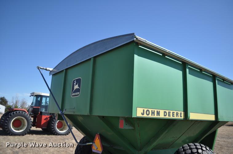 image for item L5007 John Deere 500 grain cart