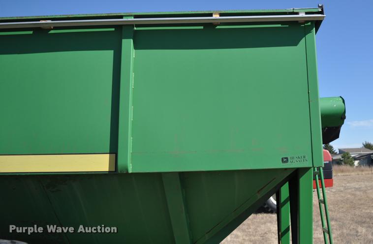 image for item L5007 John Deere 500 grain cart