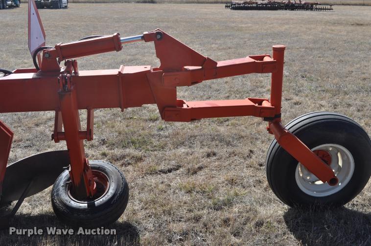 image for item L5008 Blanchat one-way 10 bottom plow