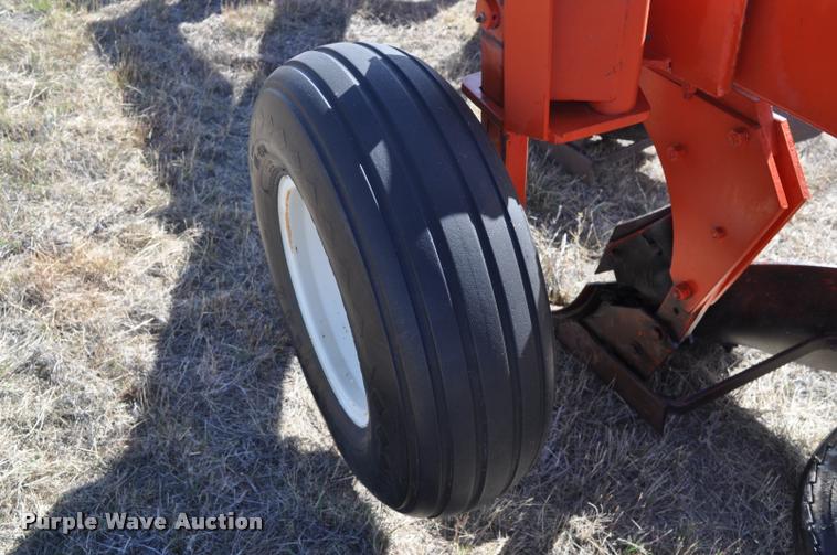 image for item L5008 Blanchat one-way 10 bottom plow