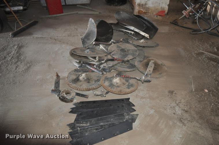 image for item L5008 Blanchat one-way 10 bottom plow