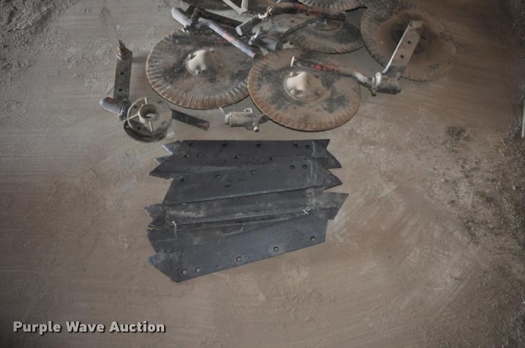 image for item L5008 Blanchat one-way 10 bottom plow