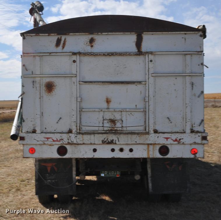 image for item L5021 1969 GMC grain truck