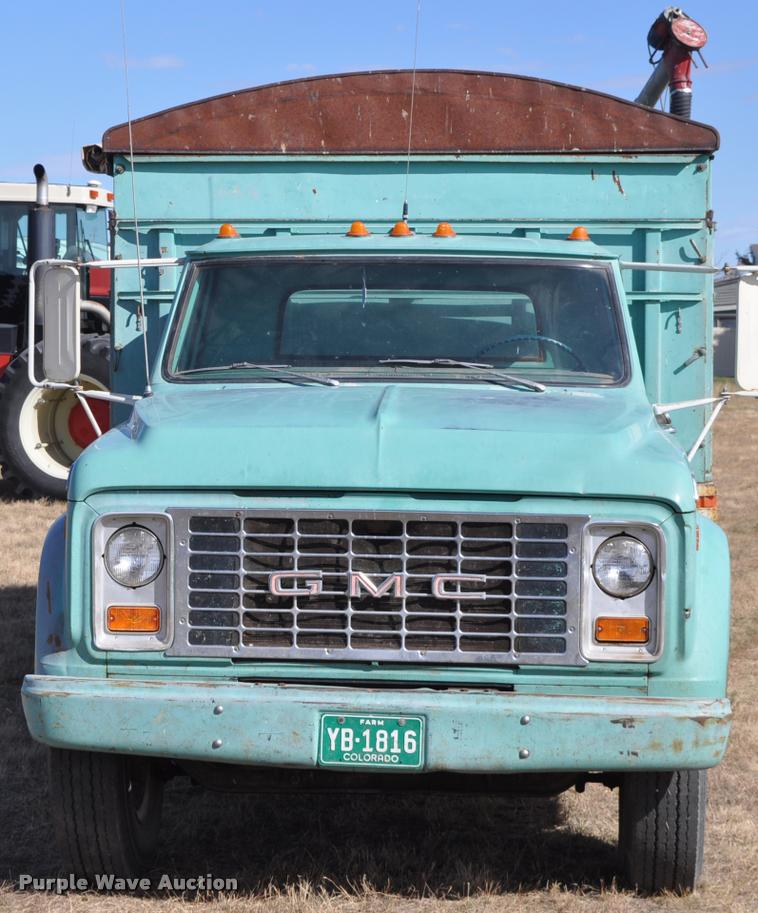 image for item L5021 1969 GMC grain truck