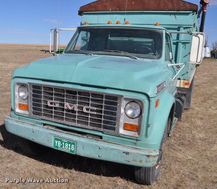 image for item L5021 1969 GMC grain truck