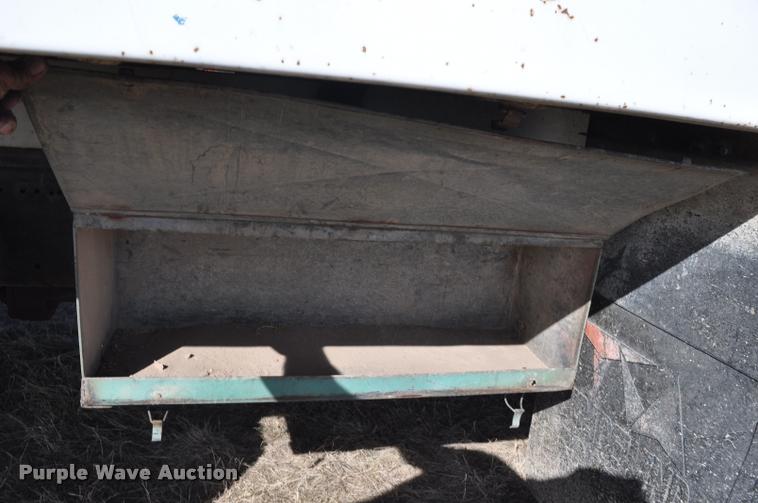 image for item L5021 1969 GMC grain truck