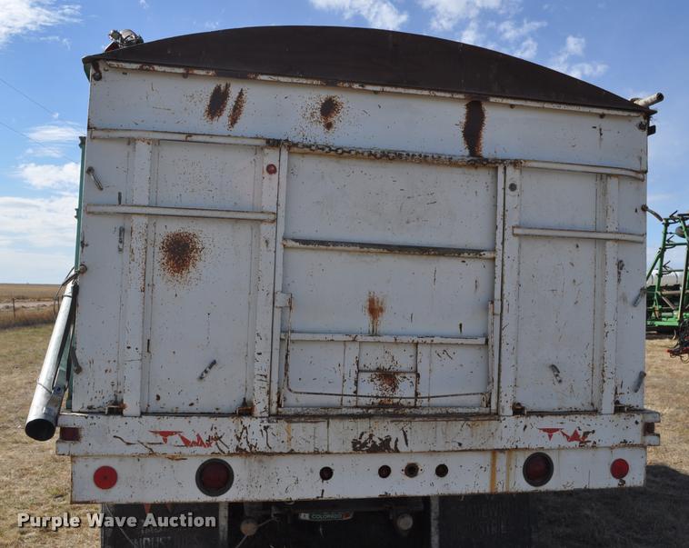 image for item L5021 1969 GMC grain truck