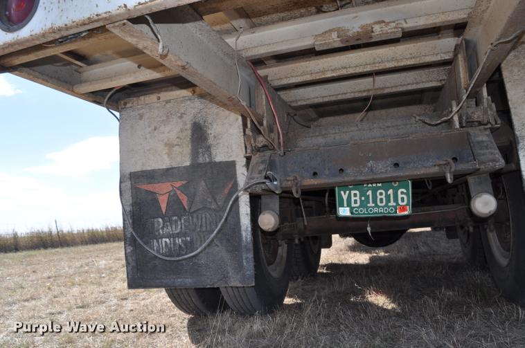 image for item L5021 1969 GMC grain truck