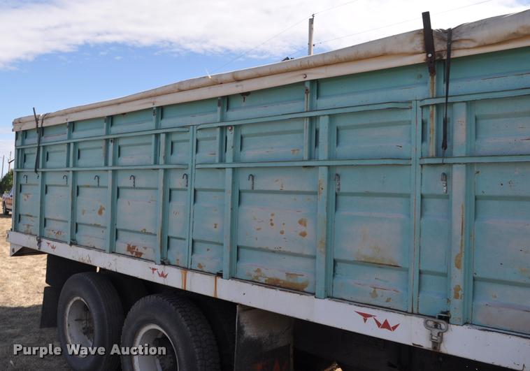 image for item L5021 1969 GMC grain truck