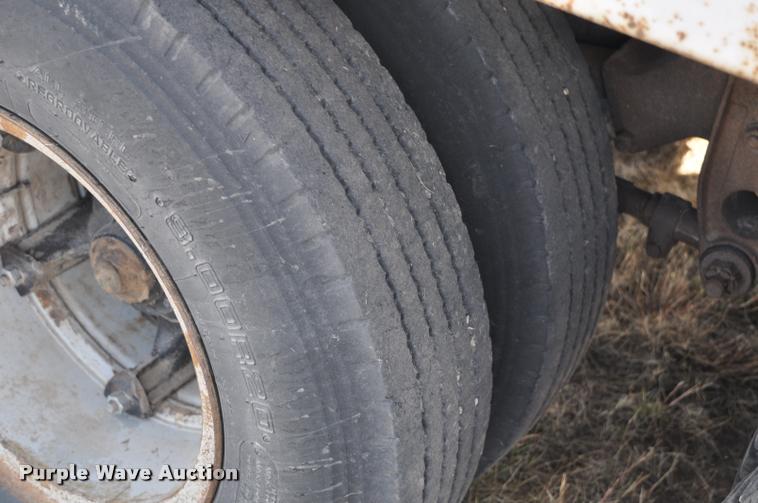 image for item L5021 1969 GMC grain truck