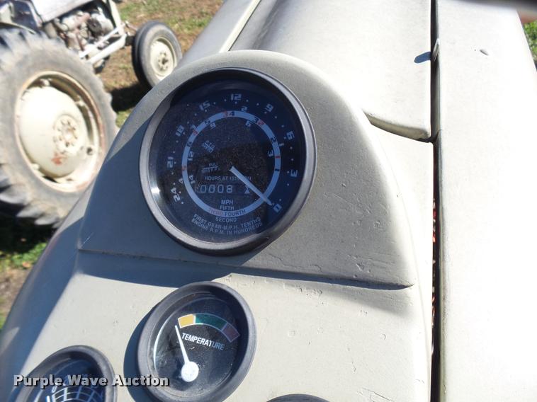 image for item L7151 1955 Ford 960 tractor