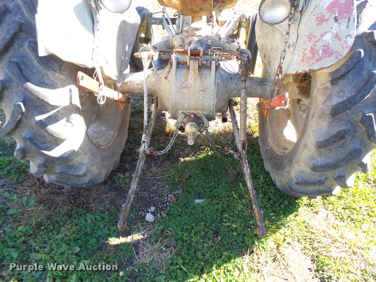 image for item L7153 1950 Massey-Ferguson T020 tractor