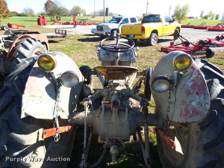 image for item L7153 1950 Massey-Ferguson T020 tractor