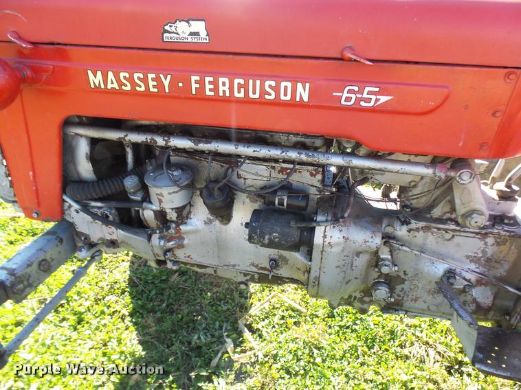 image for item L7154 1961 Massey-Ferguson 65 tractor