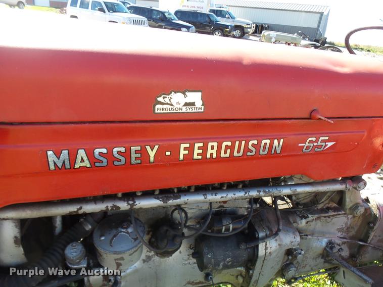 image for item L7154 1961 Massey-Ferguson 65 tractor