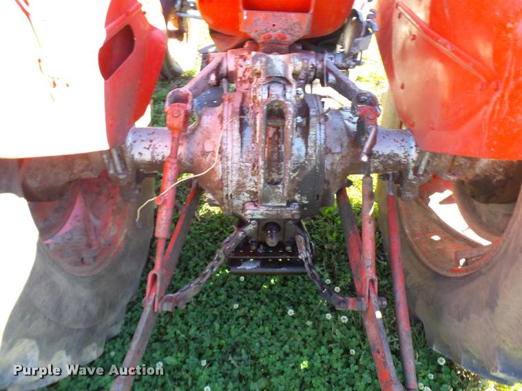 image for item L7154 1961 Massey-Ferguson 65 tractor